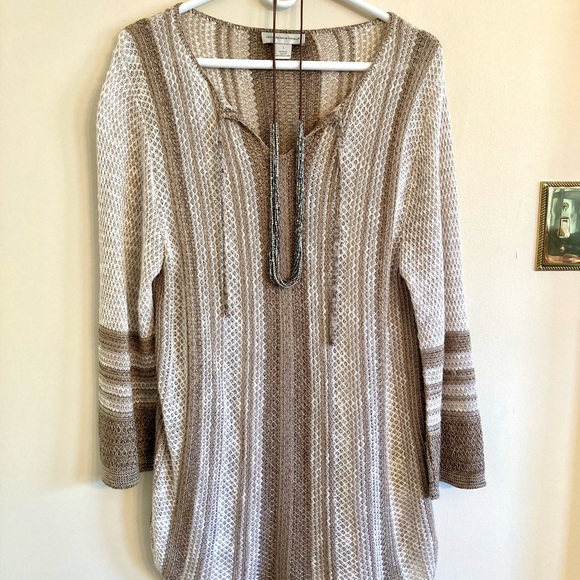 C & B Sweater - Picture 7 of 8